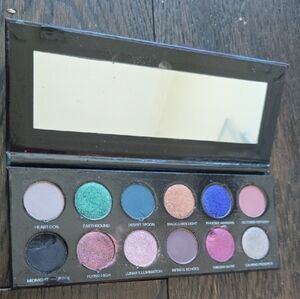 Sydney Grace X Temptalia On The Horizon Light Custom Eyeshadow Palette Custom
